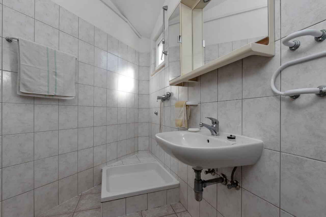 Apartments Tihomir Musac 오미스 외부 사진